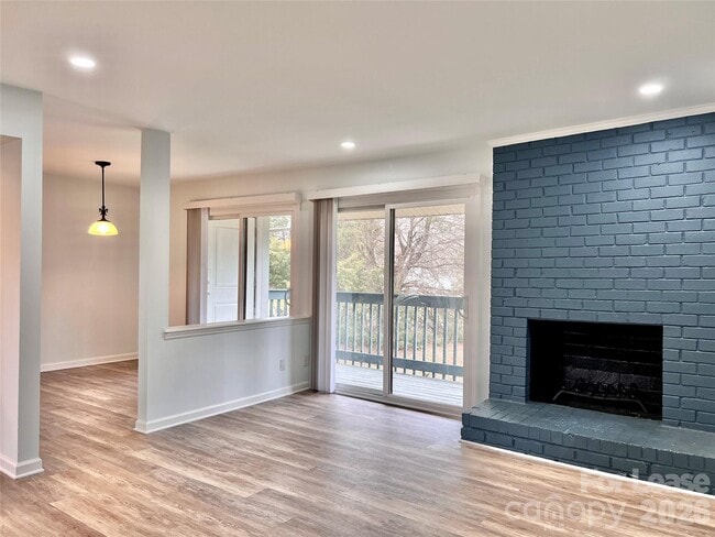 Photo - 11187 Harrowfield Rd