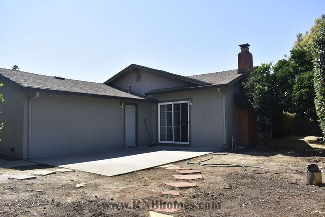 2880 Chiplay St
