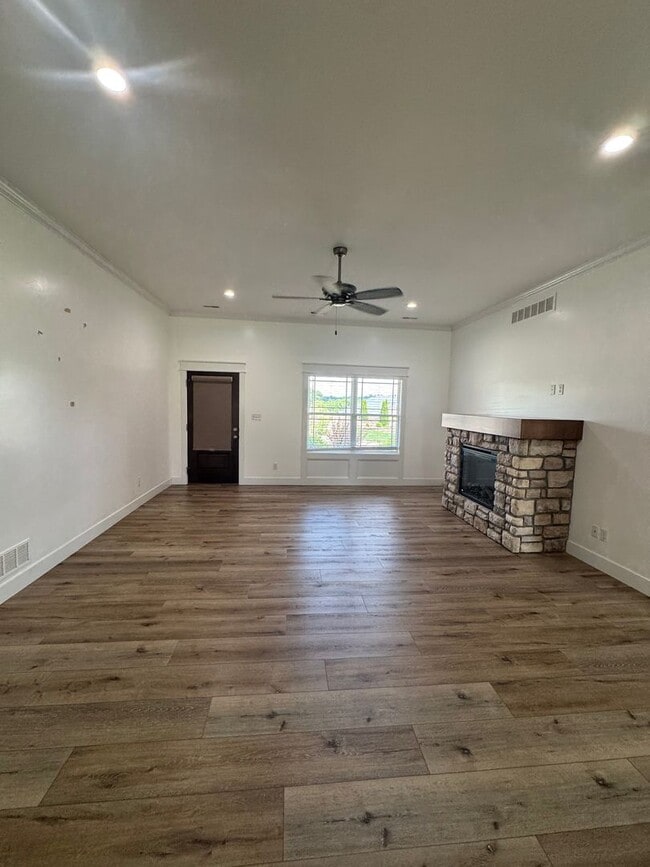 Photo - 3 bedroom 2 bath house