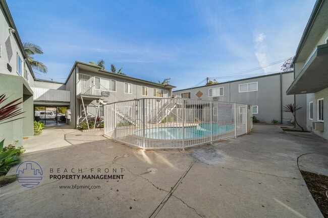 9320-9330 Elm Vista Dr.