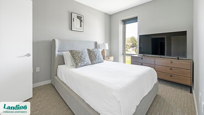 Photo - 5040 Linbar Dr Unit 341