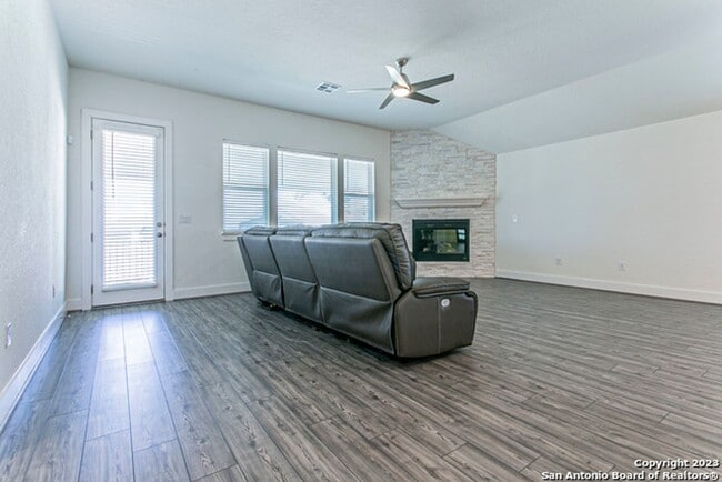 Photo - Stunning One-Story Living in Vintage Oaks – 3-Car Garage & Resort-Style Amenities
