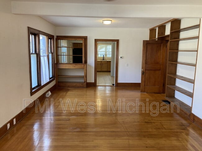 Photo - 1436 Matilda St NE Unit #1