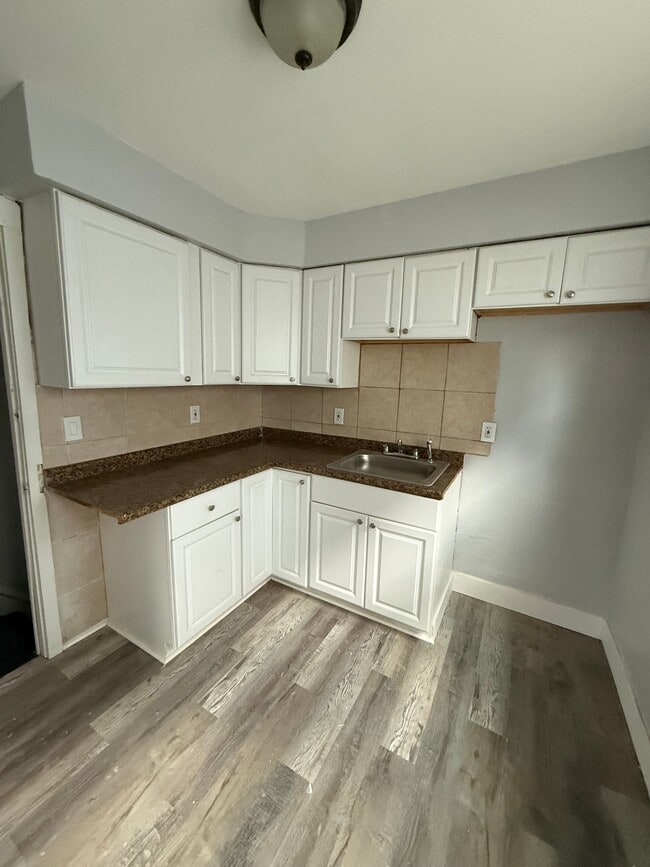 Photo - 1417 E 175th St Unit 1417 E 175