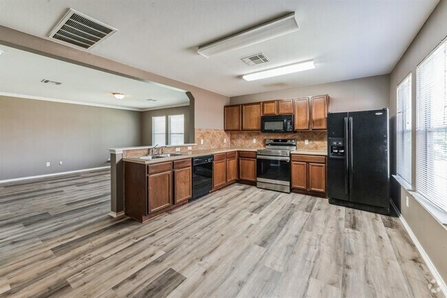 Building Photo - 5625 Clyde Ln Rental