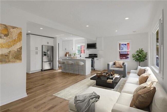 Photo - 776 Norwood Rd SE