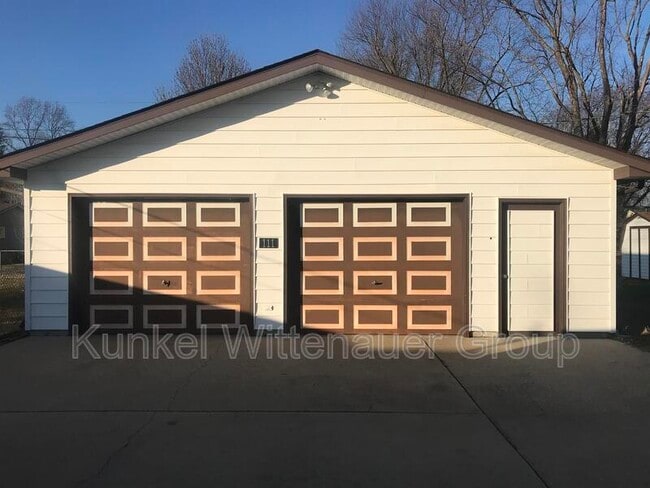 Photo - 111 Kassing Ave