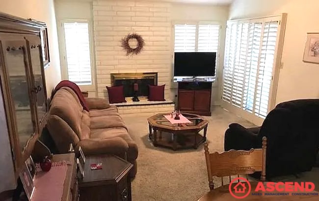 Photo - 3 Bed / 1.5 Bath with Full Appliances, In-Unit Laundry & Community Pool — Garage Included