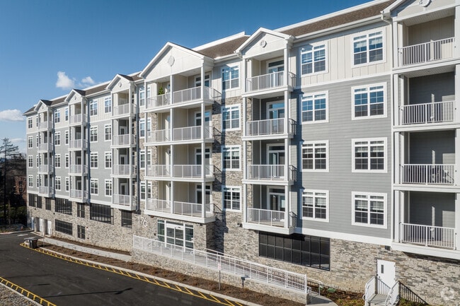 Photo - Luxury Modern 1 & 2 Bedroom Apartment Homes