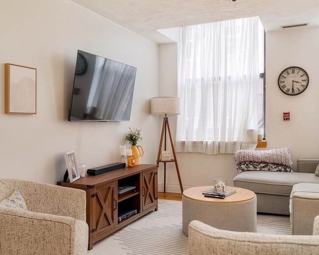 Photo - 188 North St Unidad 22