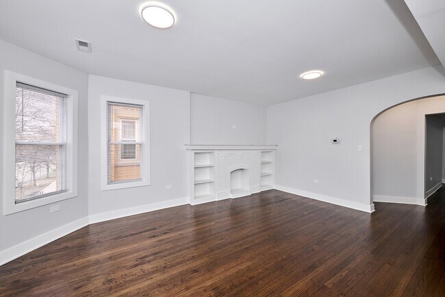 Photo - 6237 N Fairfield Ave Unit 2