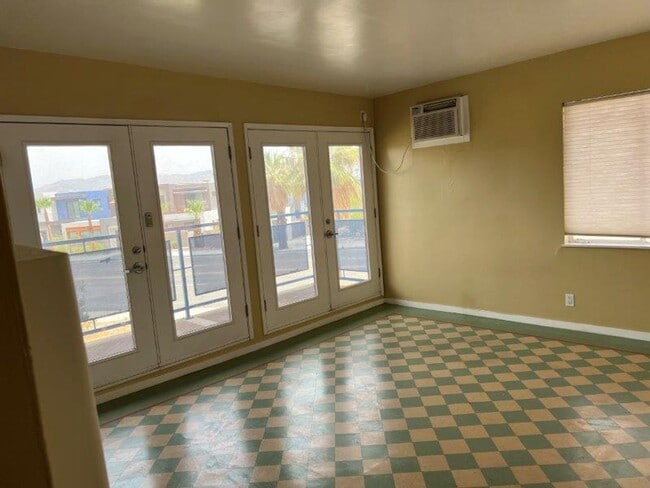 Photo - Palm Canyon Unidad 400