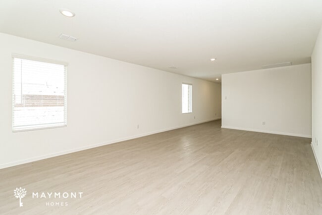 Photo - 1009 Birkdale Dr