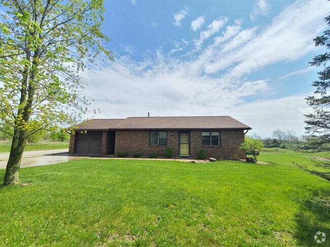 Building Photo - 16924 Amstutz Rd Rental