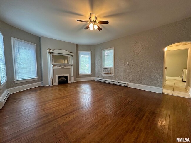 Photo - 333 S Douglas Ave Condo Unit 4