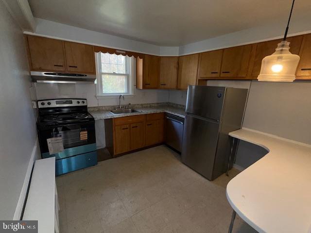 Photo - 417 E Fornance St