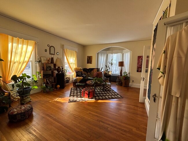 Photo - 150 Crescent St Unidad 150