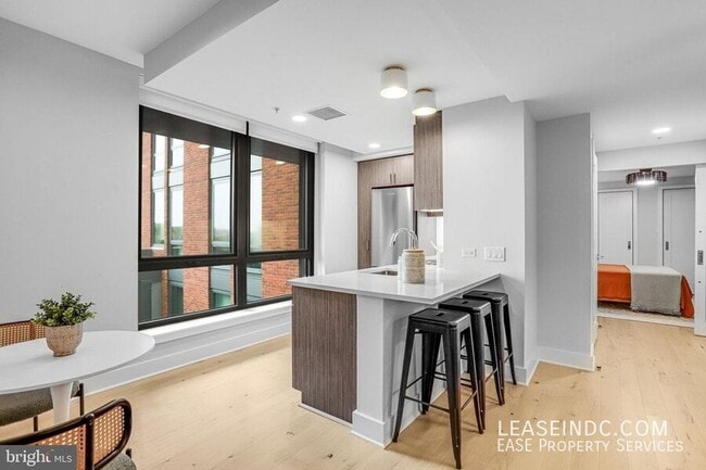 Photo - 1211 Van St SE Unit #501a