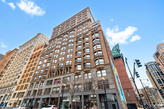 Building Photo - 431 S Dearborn St