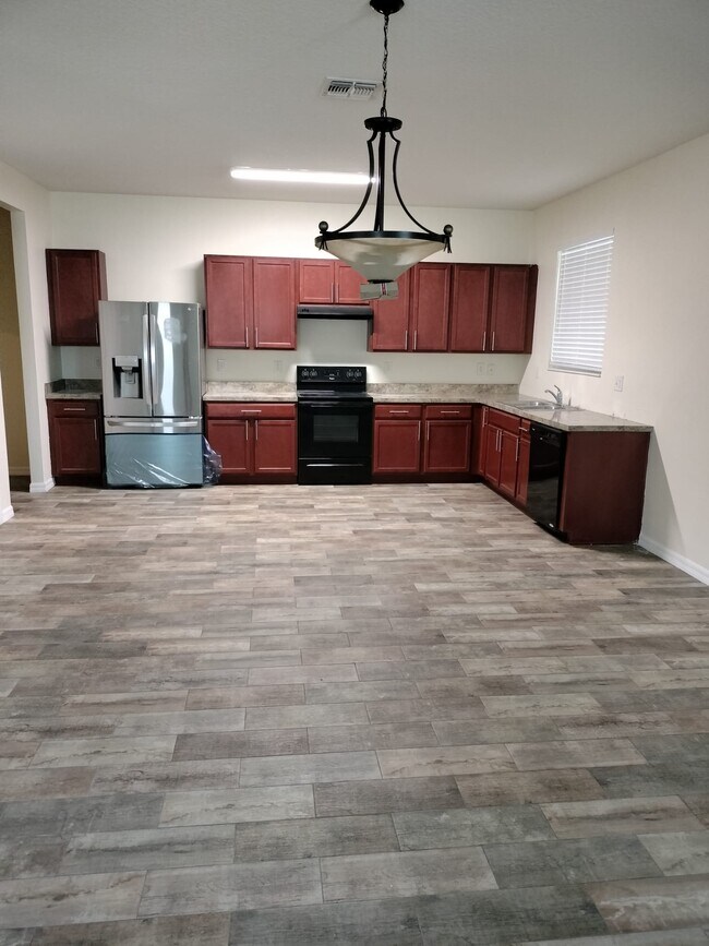 Photo - 2330 Avellino Ave