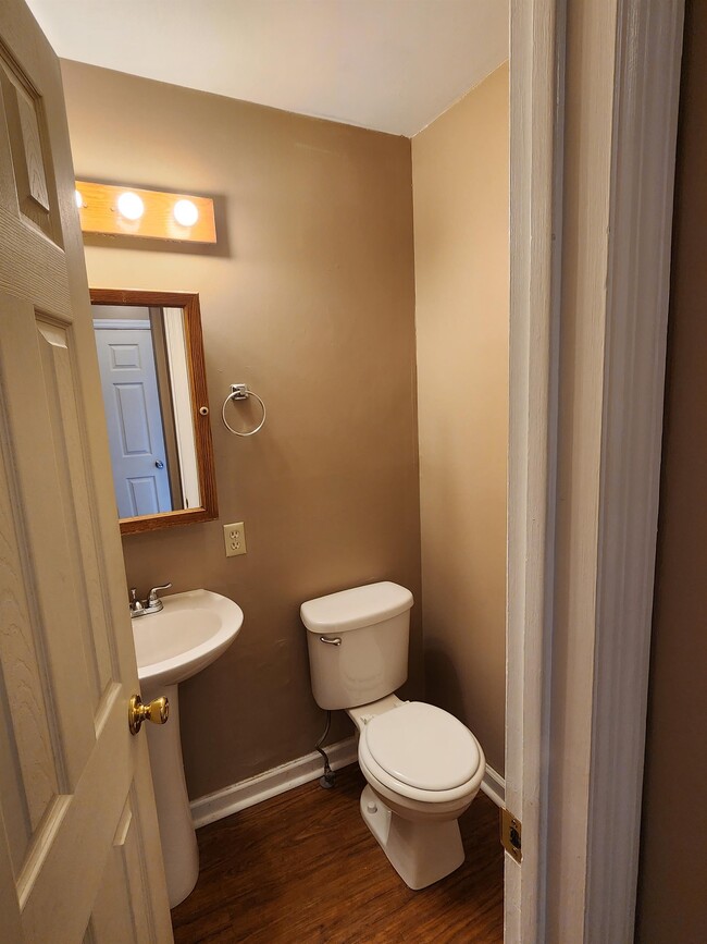 Photo - 14 Windsor Ct