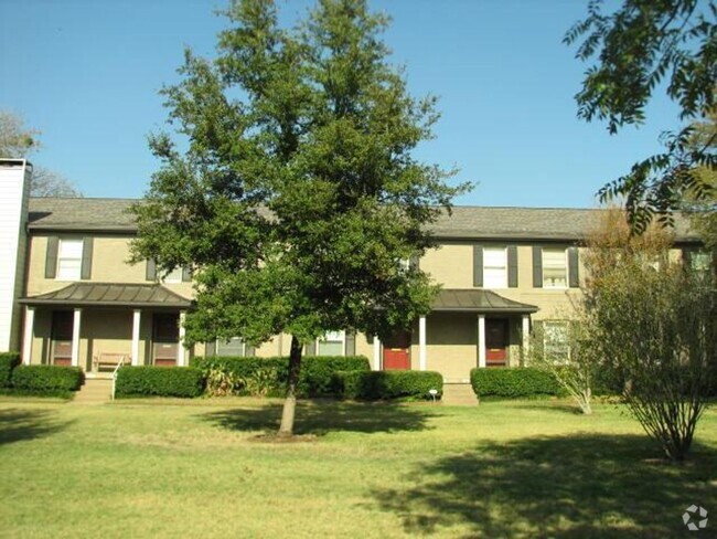 Building Photo - Two-Bedroom, 1-Bath Condo in Bordeaux Village