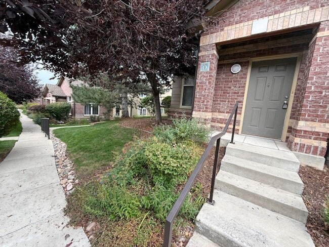 Building Photo - 6458 Silver Mesa Dr Unit 6458 Silver Mesa Dr. #D Rental