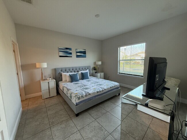 Photo - 160 Kenny Blvd