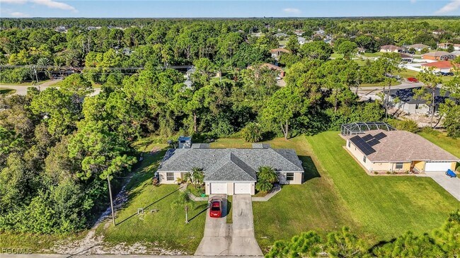 Photo - 710 Creuset Ave S