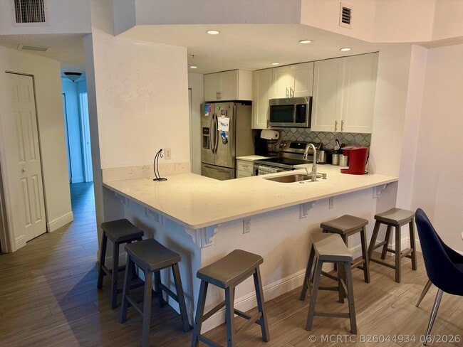 3018 Alcazar Pl Unit 101