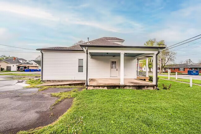 Photo - Charming 2 Bedroom 1 Bath Home
