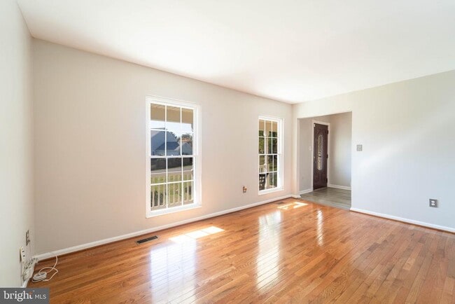 Photo - 3528 Turbridge Dr