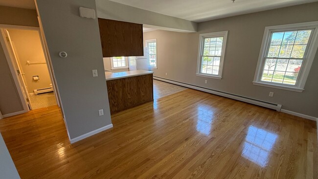 Photo - 2 BR with hardwood, private entrance/deck,... Unit 678-2