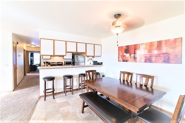 Photo - Fox Lane Apartments