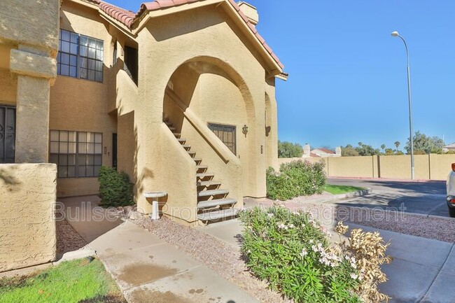 Photo - 1126 W Elliot Rd Condo Unit 2065