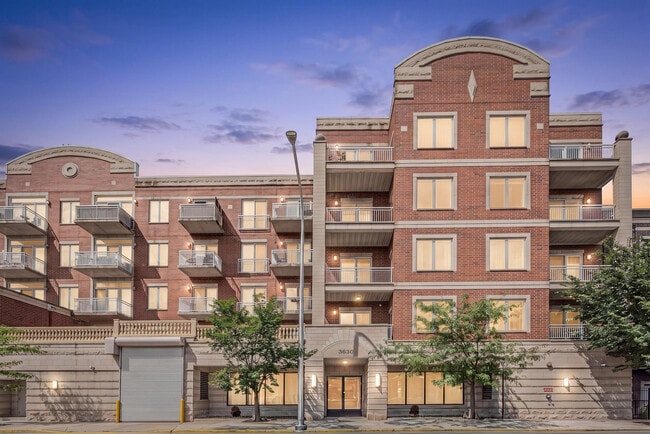 Building Photo - 3630 N Harlem Ave Unit 510