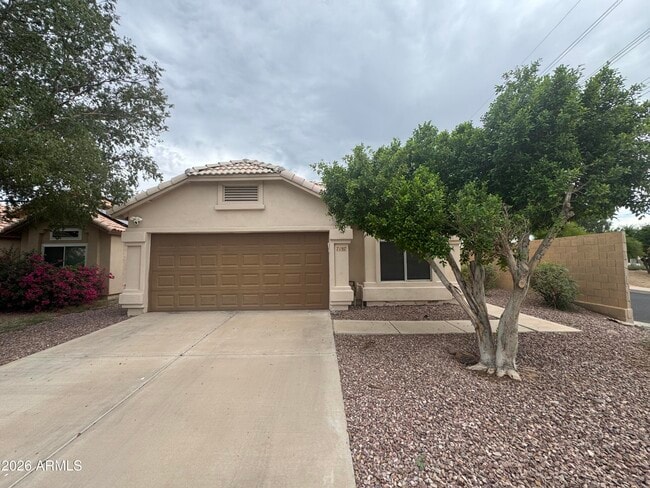 Building Photo - 7187 S Parkside Dr