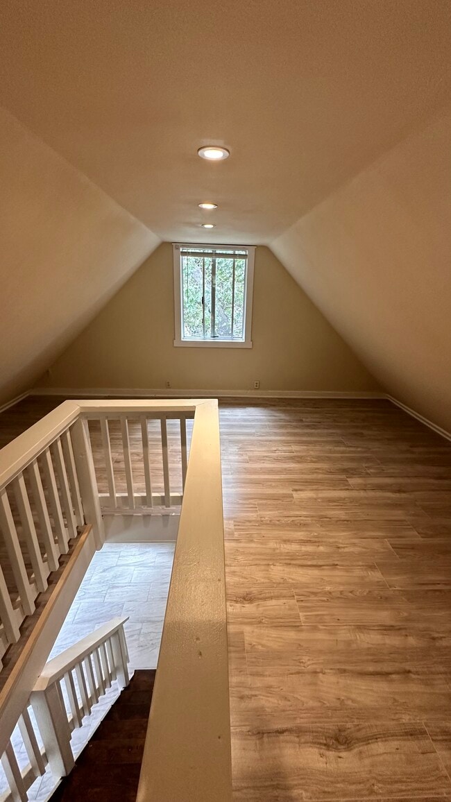 Photo - 52725 Pine Cove Rd