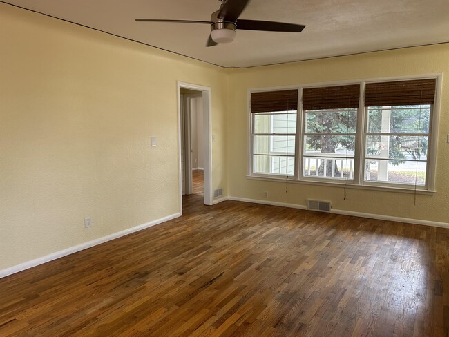 Photo - 1247 Avenue F