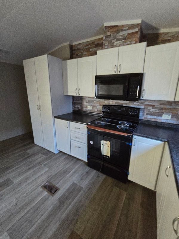 Photo - 180 Carter Pl SW