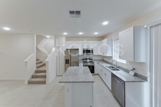 Photo - 4411 Paraglider Pl