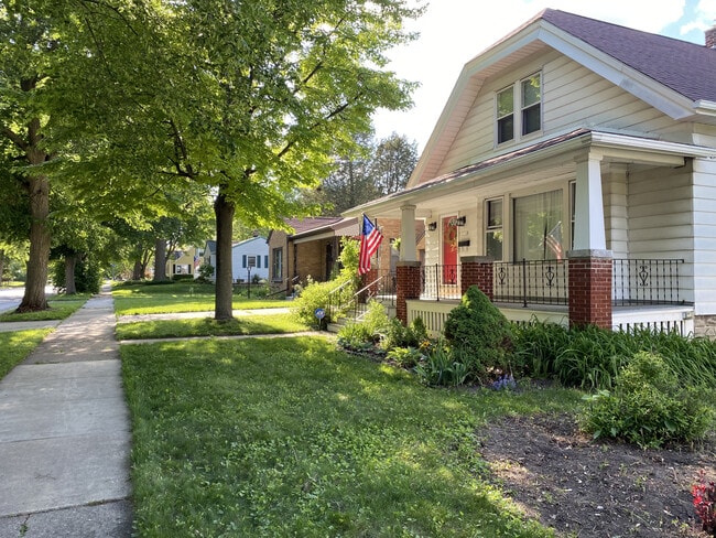 Welcome Home! - 7710 Eagle St Casa