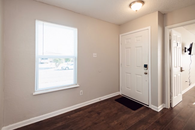 Photo - 2700 Terry Dr