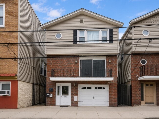 510 Lincoln St Unit 2
