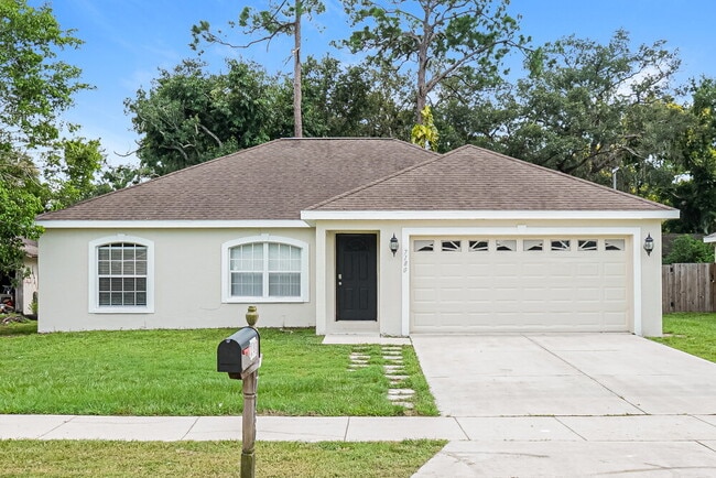 Building Photo - 7180 Mauna Loa Blvd Rental