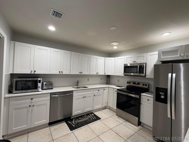 Photo - 8016 Ambach Way