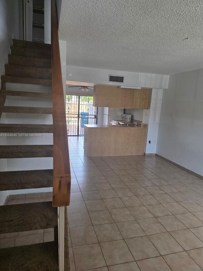 Photo - 1823 SW 107th Ave