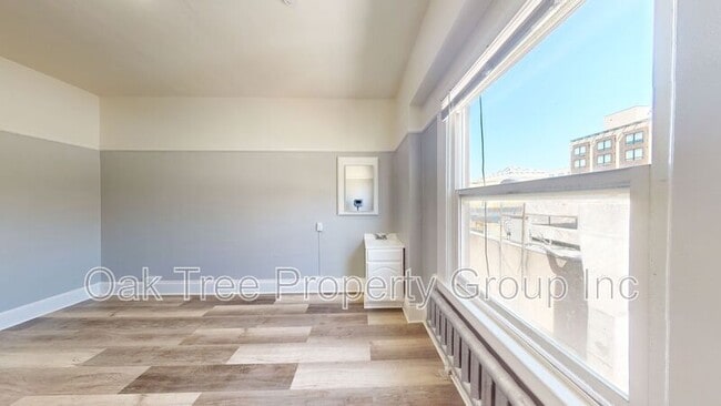 Photo - 2008 Shattuck Ave.