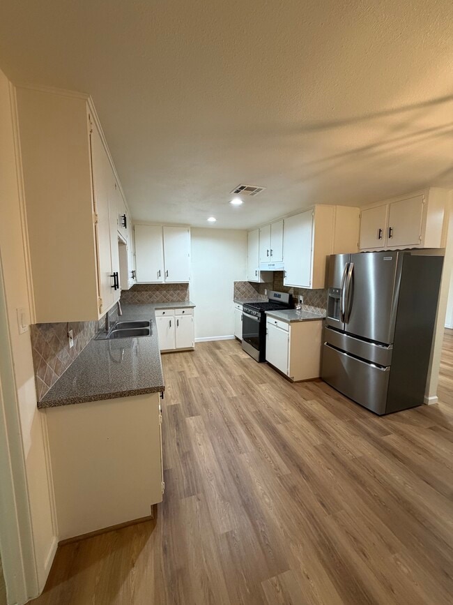 319 Allen Dr