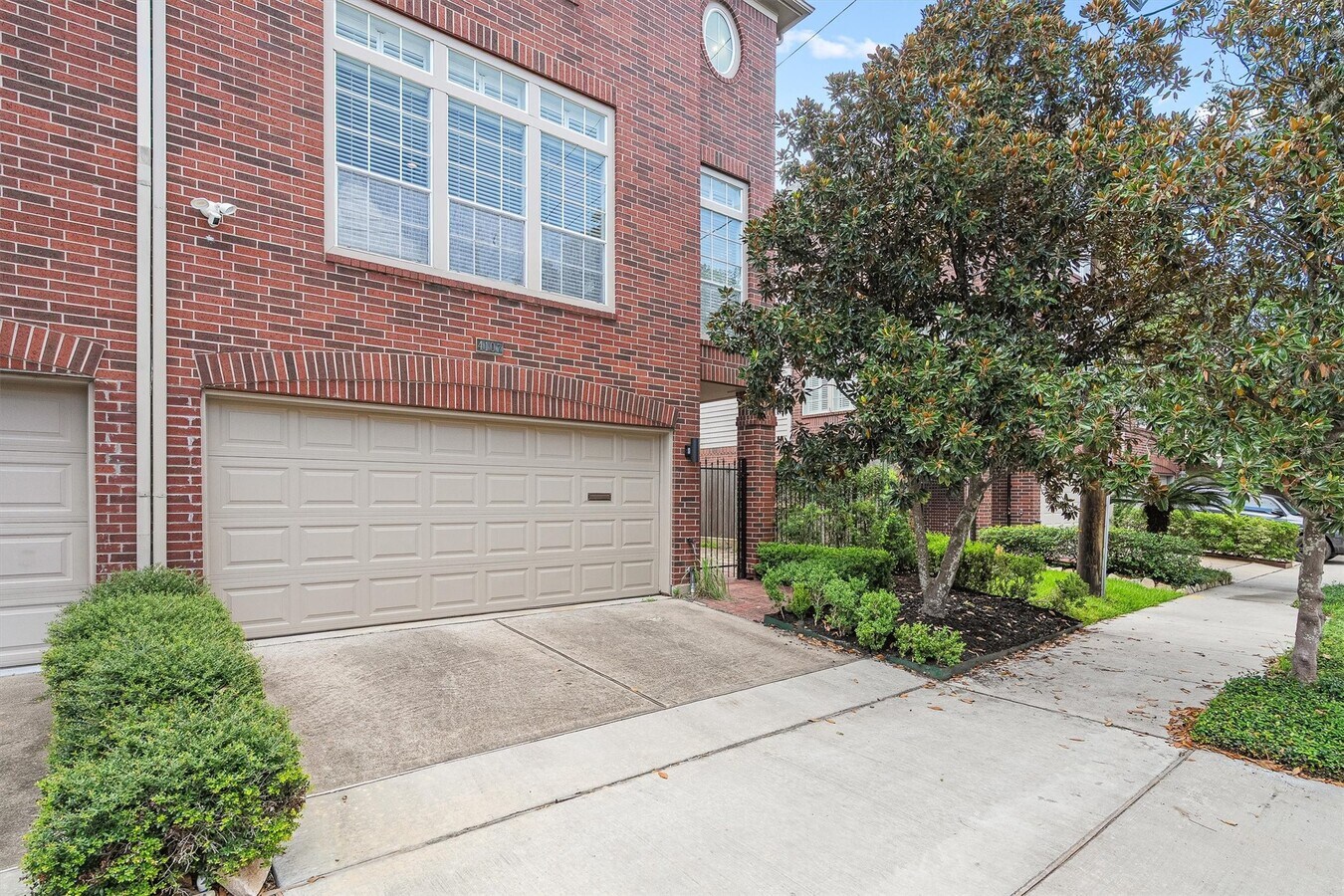 Photo - 4107 Woodhead St